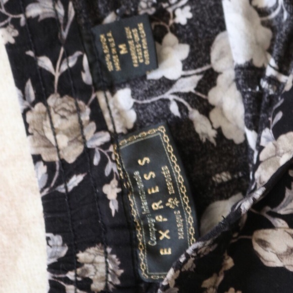 Express | Vintage Black Floral Wrap Skirt - Picture 3 of 5